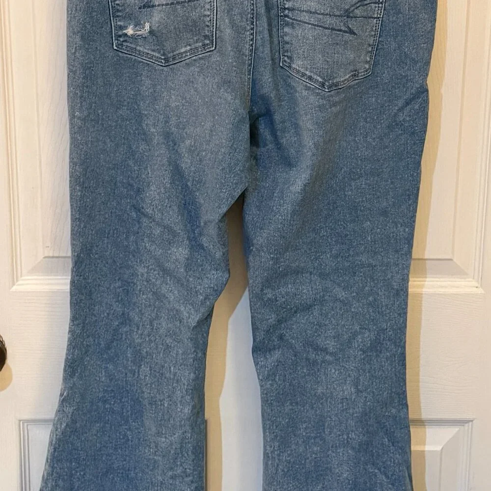 American Eagle Next Level Ripped Super High-Waisted Flare Jeans 18 Long - Picture 3 of 6